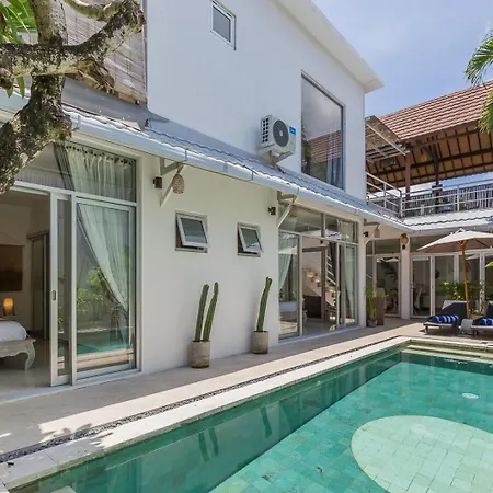 Cosy 3 Bedroom Villa With Private Pool In Seminyak