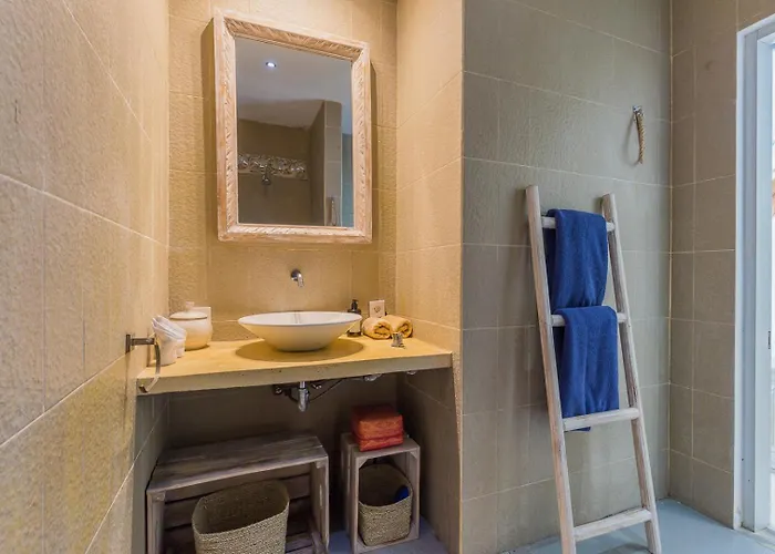 ヴィラ Cosy 3 Bedroom With Private Pool In スミニャック